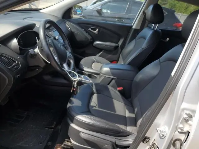 2010 HYUNDAI TUCSON GLS  