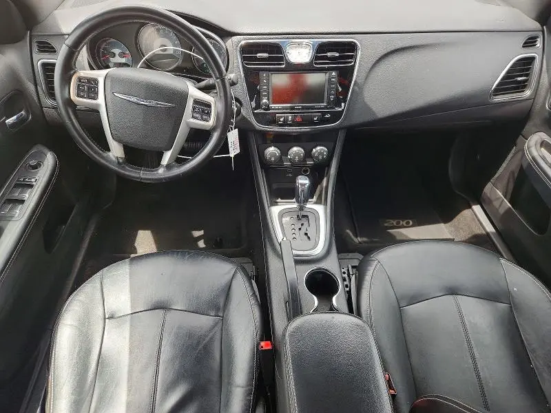2011 CHRYSLER 200 LIMITED  