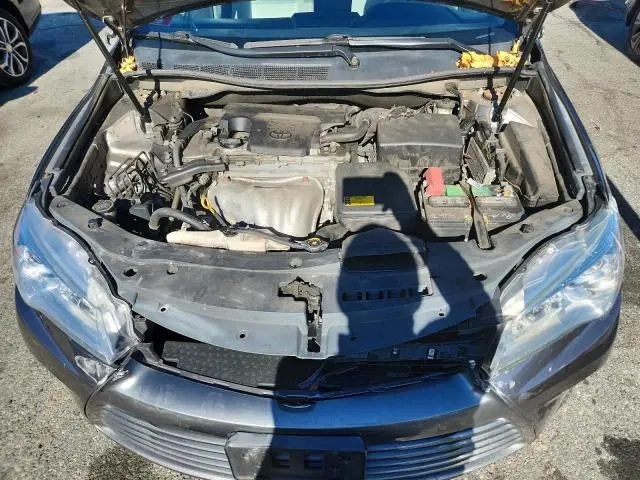 2015 TOYOTA CAMRY LE  