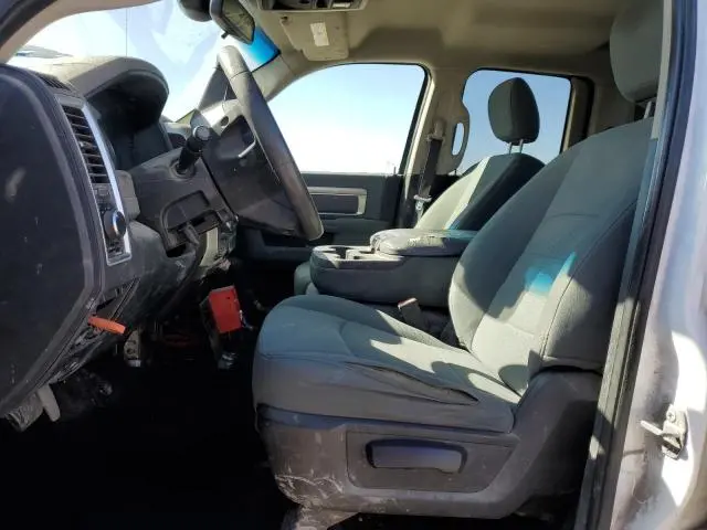 2016 RAM 1500 SLT  