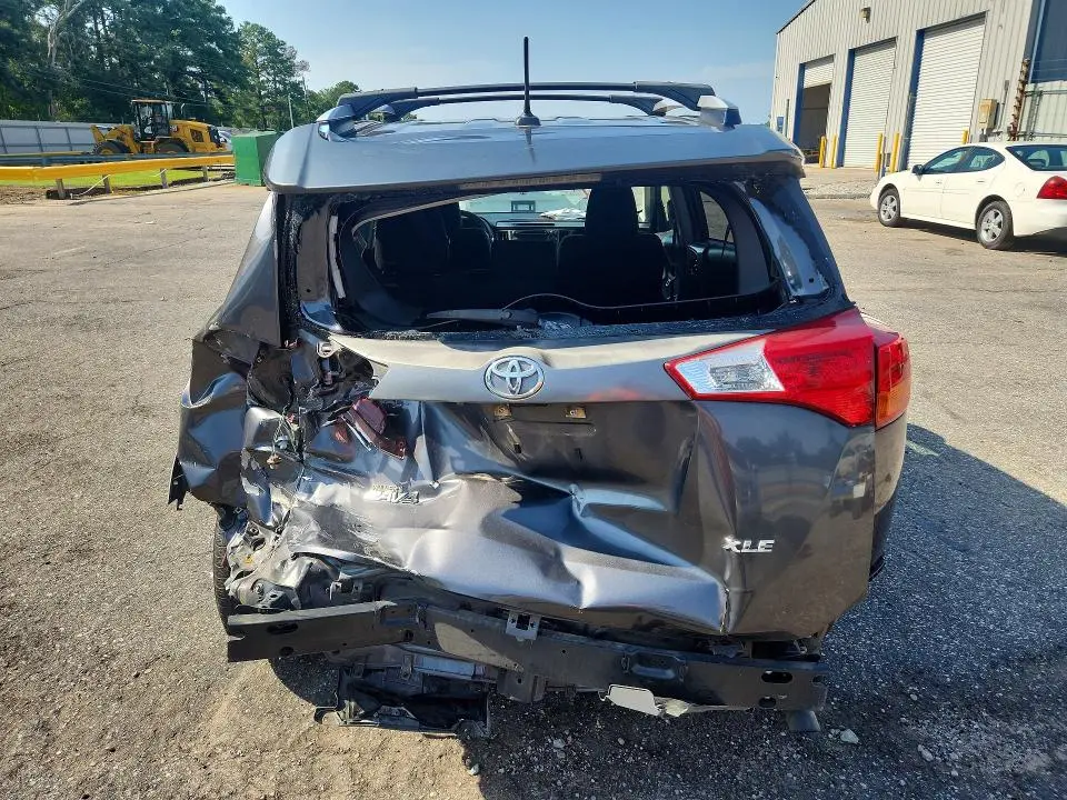 2014 TOYOTA RAV4 XLE  