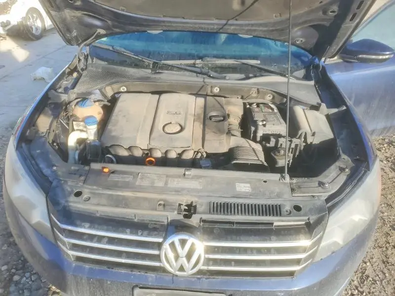 2012 VOLKSWAGEN PASSAT S  