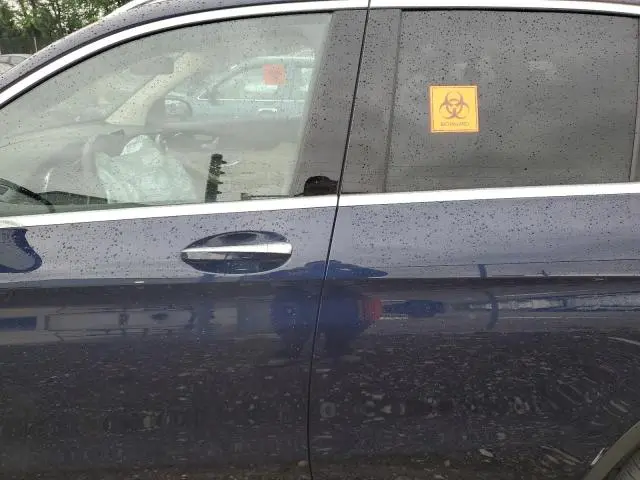 2022 MERCEDES-BENZ GLC 300 4MATIC  