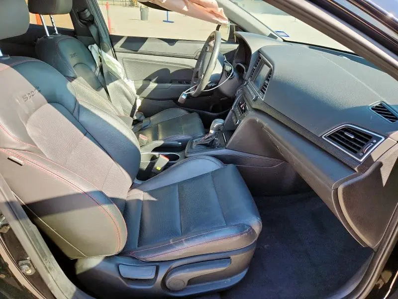 2018 HYUNDAI ELANTRA SPORT  