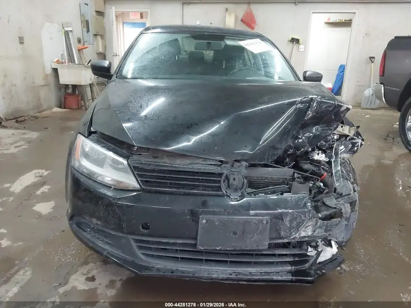 2011 VOLKSWAGEN JETTA 2.0L S