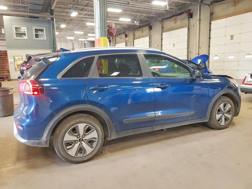 2019 KIA NIRO LX  