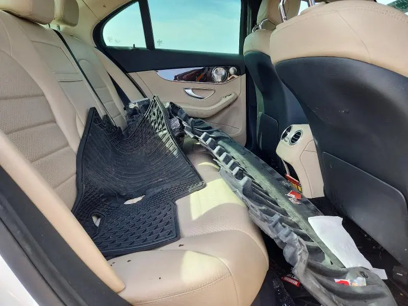2021 MERCEDES-BENZ C 300  