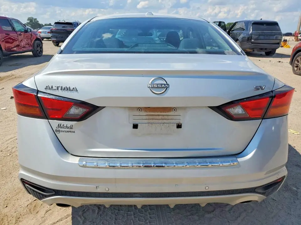 2023 NISSAN ALTIMA SV   