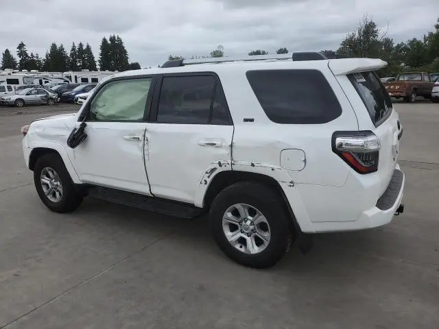 2023 TOYOTA 4RUNNER SE  