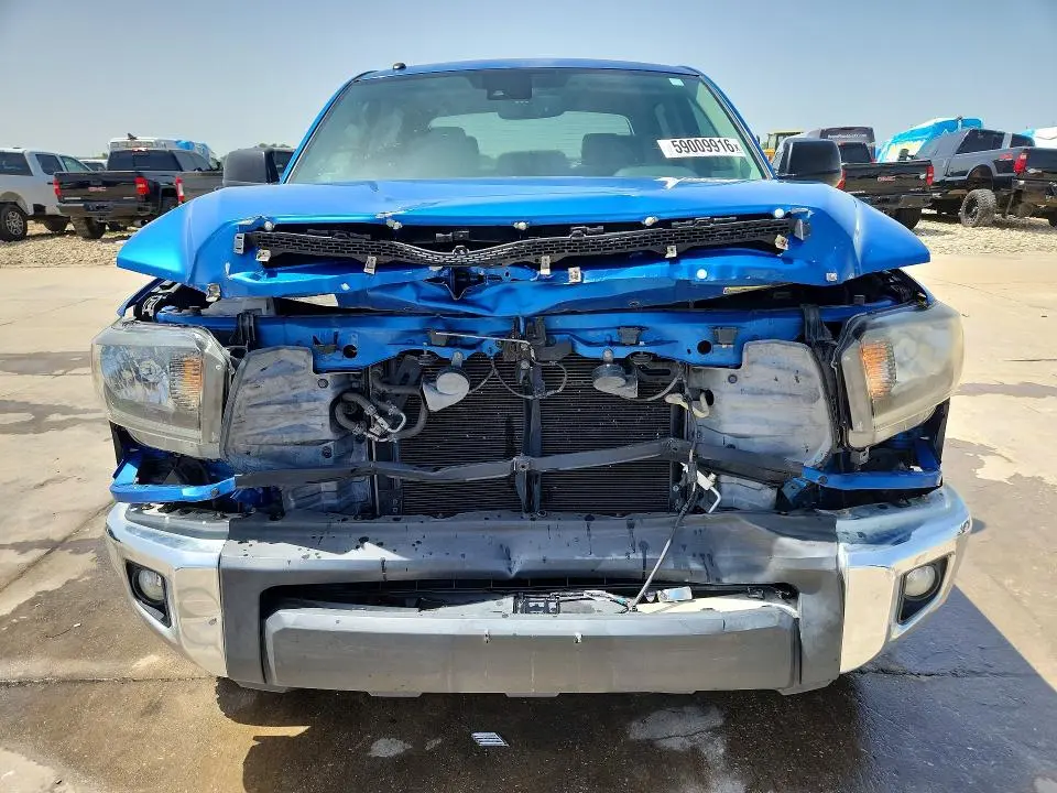 2018 TOYOTA TUNDRA CREWMAX SR5  