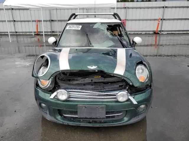 2011 MINI COOPER 