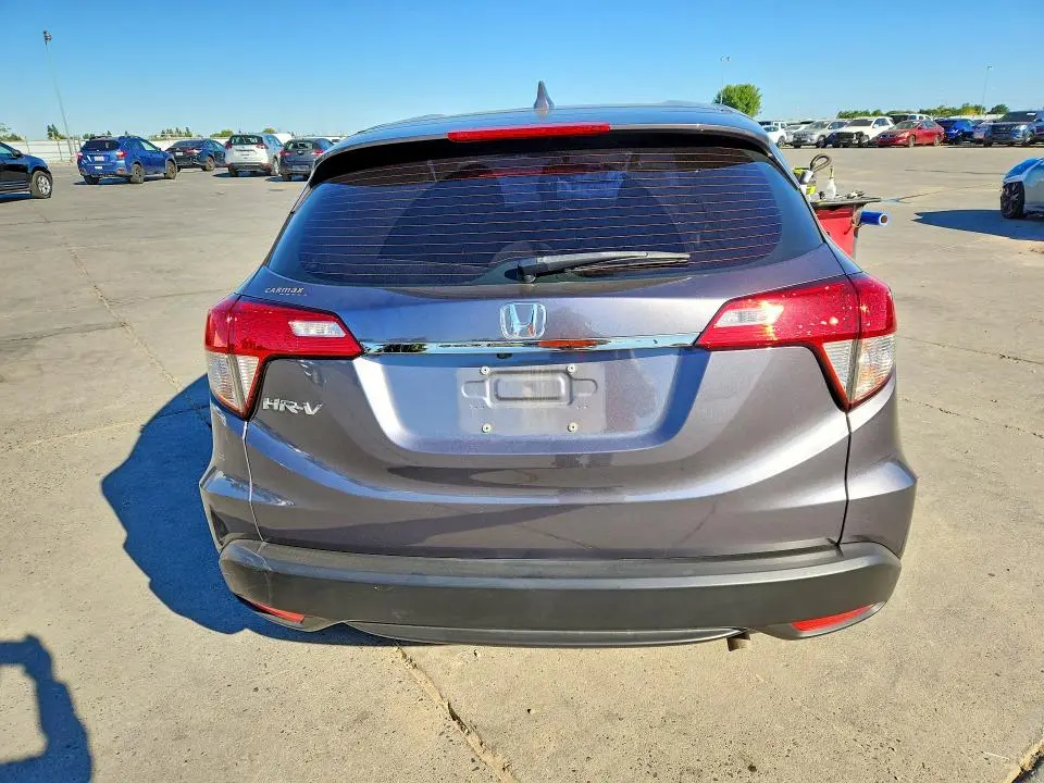 2022 HONDA HR-V LX  