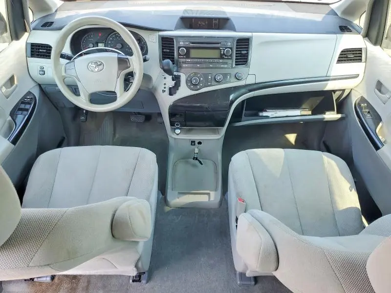 2013 TOYOTA SIENNA L 7-PASSENGER  