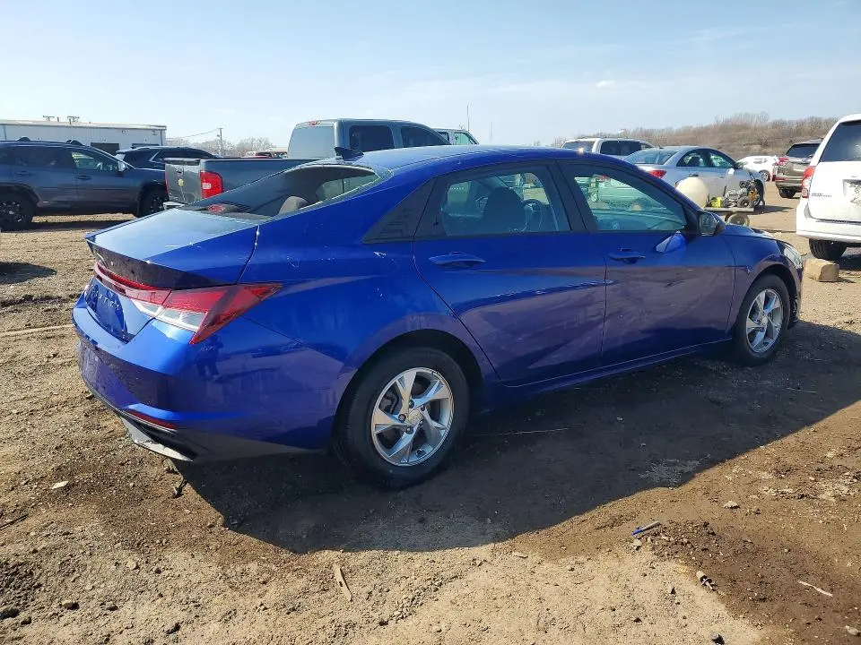 2021 HYUNDAI ELANTRA SE  