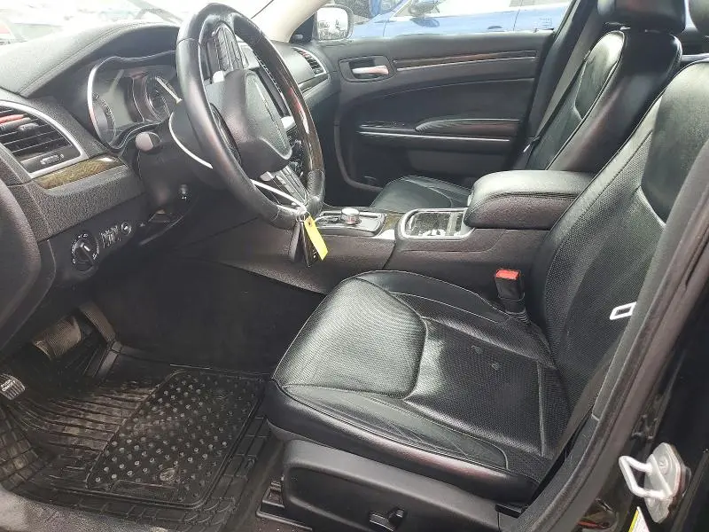 2016 CHRYSLER 300C   