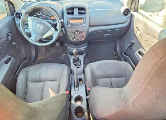 2016 NISSAN VERSA S  