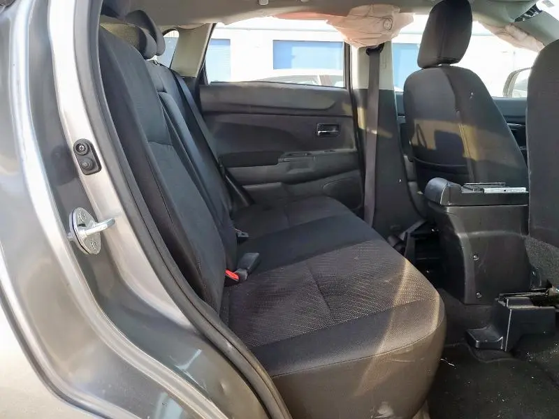 2015 MITSUBISHI OUTLANDER SPORT SE