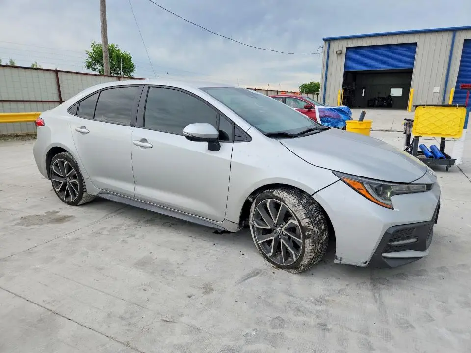 2021 TOYOTA COROLLA SE  