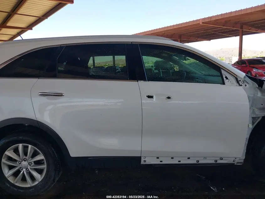 2016 KIA SORENTO 2.4L LX