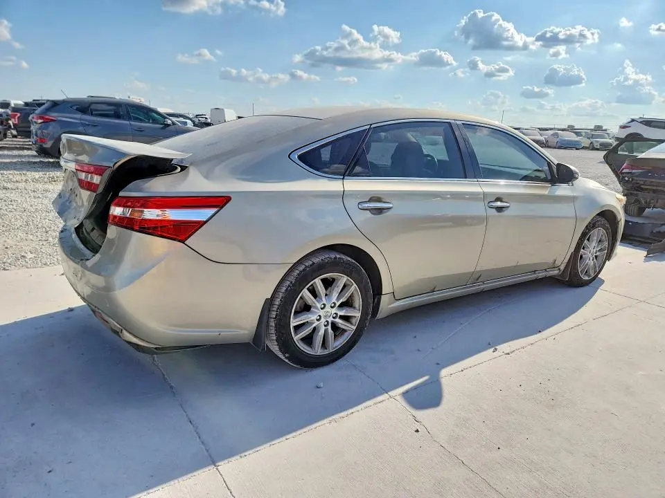 2014 TOYOTA AVALON XLE  