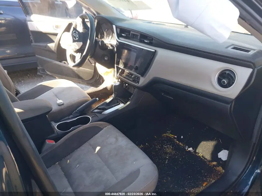 2019 TOYOTA COROLLA LE