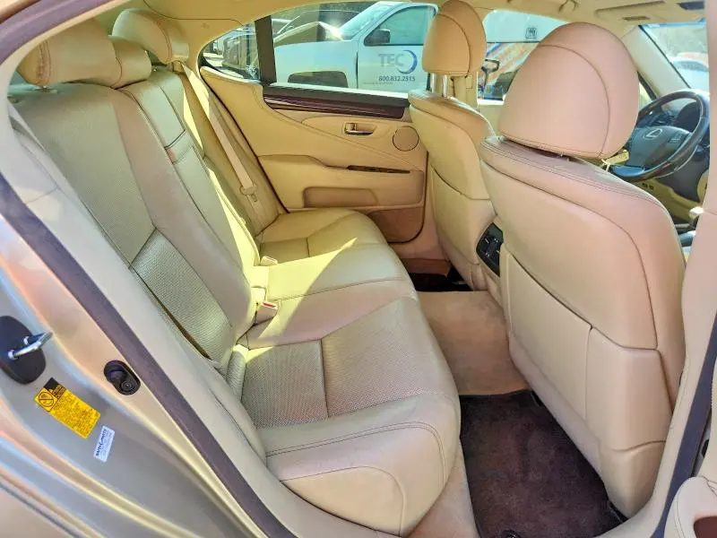 2014 LEXUS LS 460  