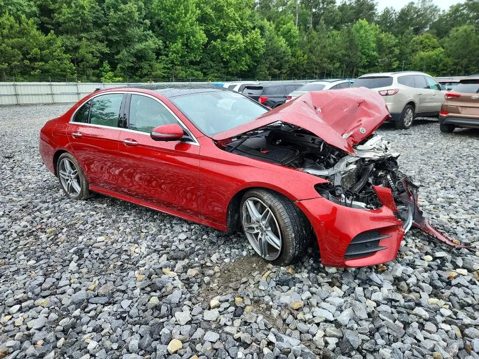 2019 MERCEDES-BENZ E 300  