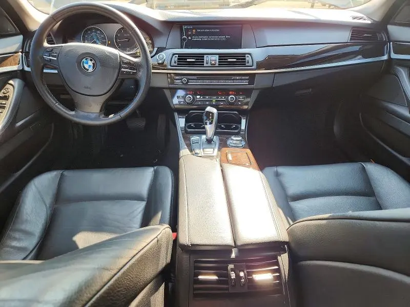 2012 BMW 528 XI  