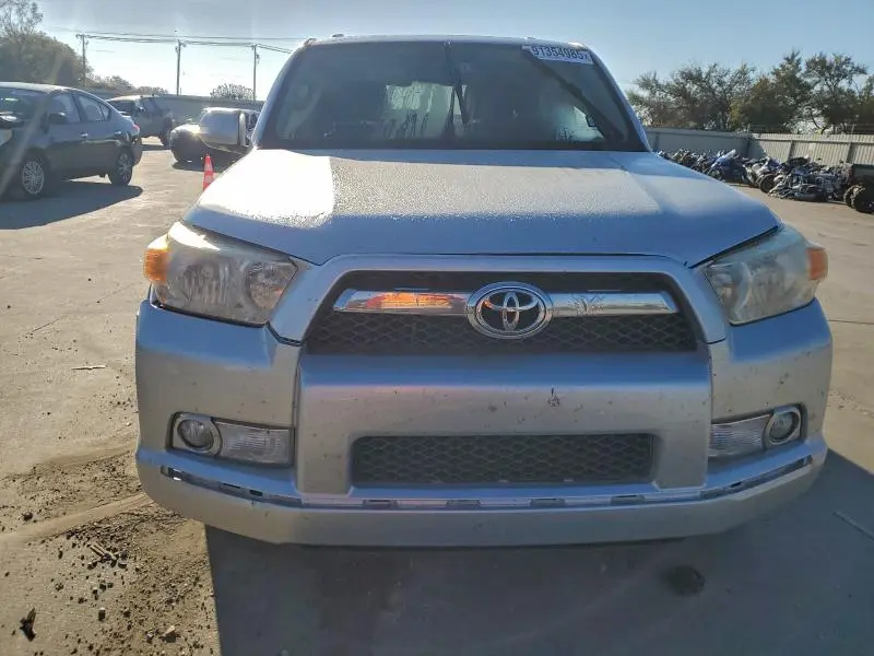 2012 TOYOTA 4RUNNER SR5  