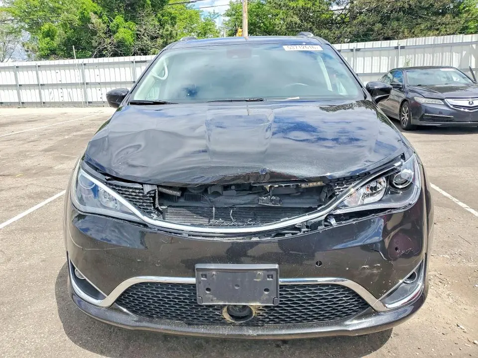 2018 CHRYSLER PACIFICA TOURING L PLUS  