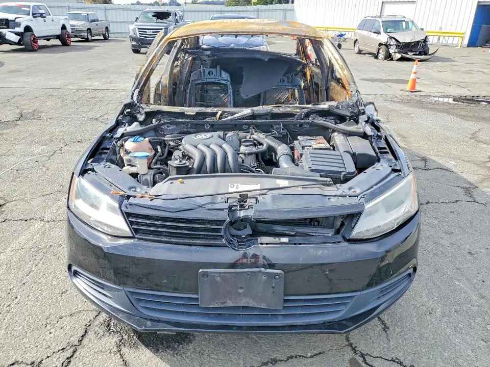 2014 VOLKSWAGEN JETTA BASE  