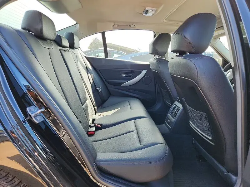 2018 BMW 320 XI  