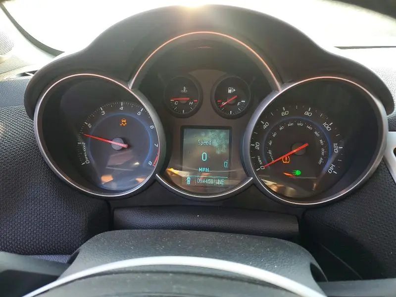 2011 CHEVROLET CRUZE   