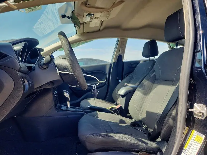 2017 FORD FIESTA SE  