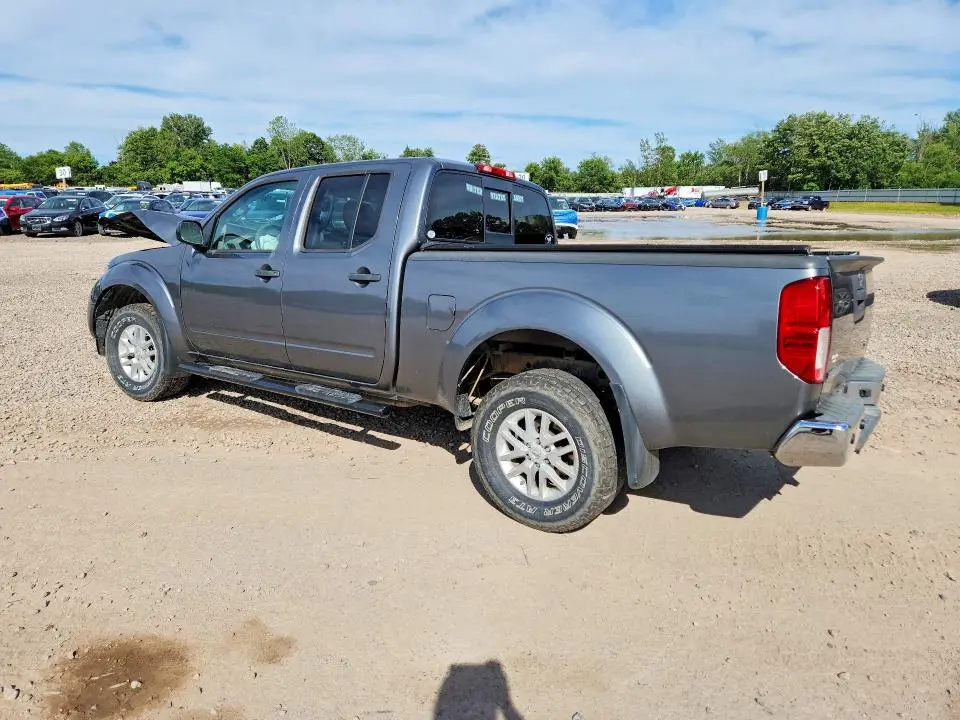 2017 NISSAN FRONTIER SV  