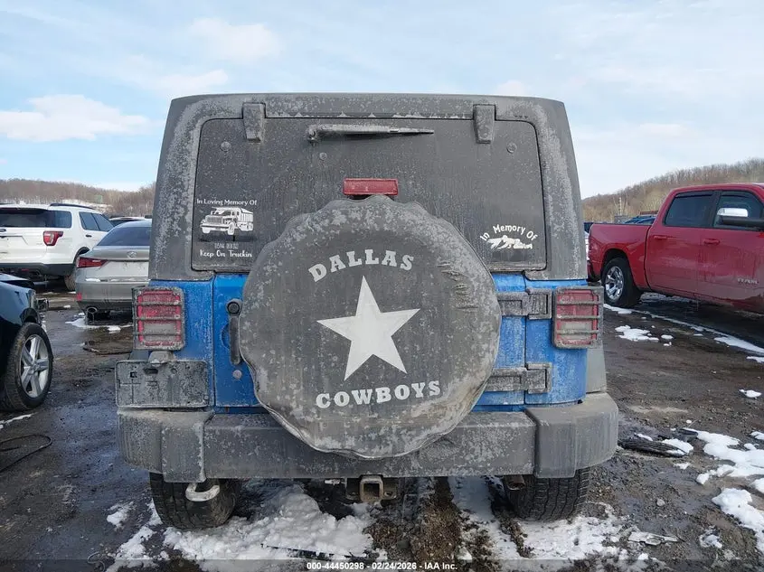 2016 JEEP WRANGLER UNLIMITED BLACK BEAR
