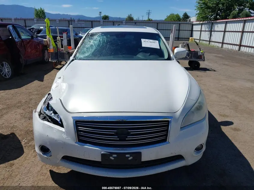 2014 INFINITI Q70 3.7X