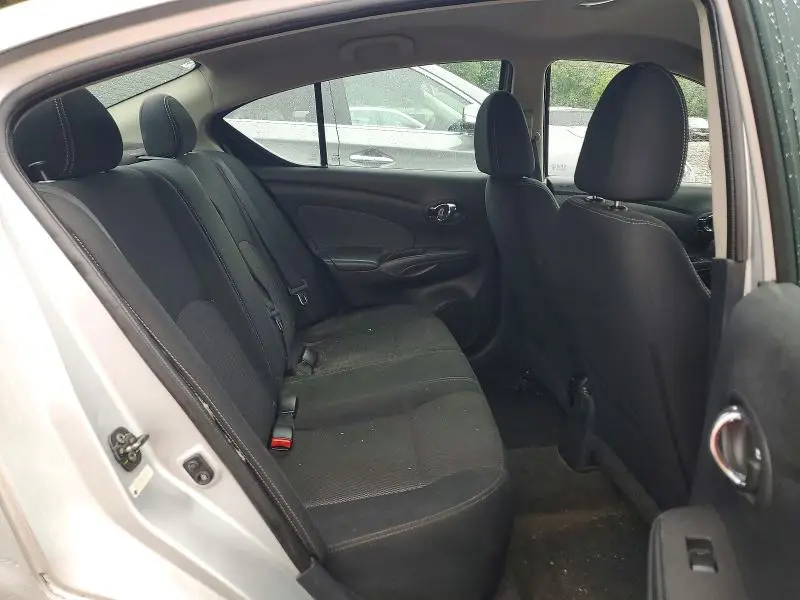 2015 NISSAN VERSA 1.6 SV  