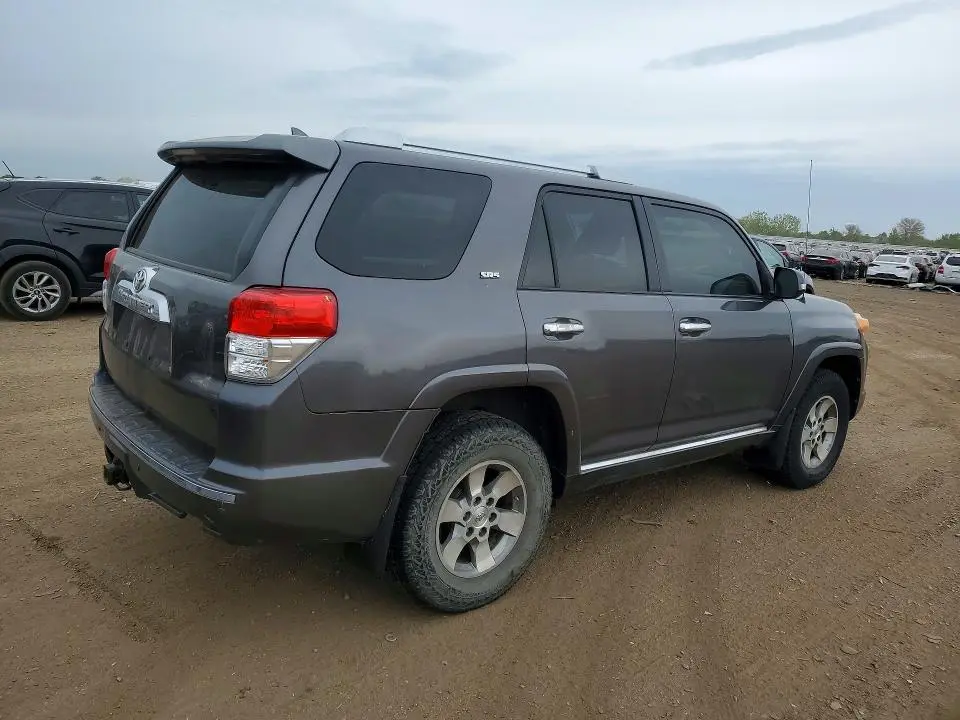 2010 TOYOTA 4RUNNER SR5  