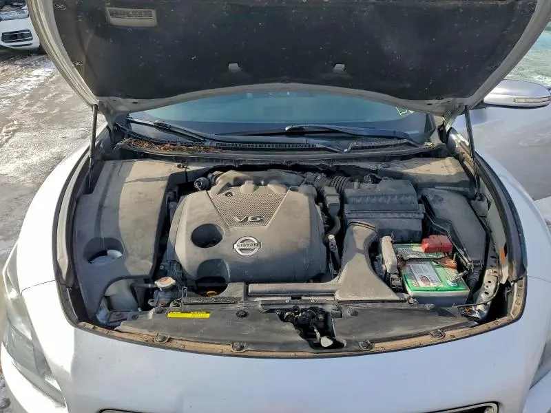 2014 NISSAN MAXIMA S  