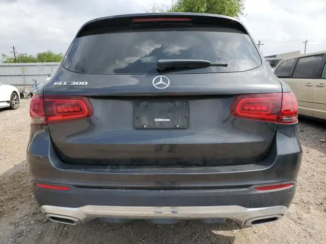 2022 MERCEDES-BENZ GLC 300  
