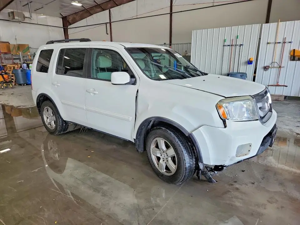 2011 HONDA PILOT EX  