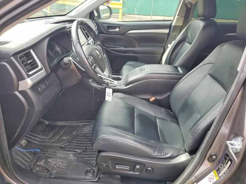 2018 TOYOTA HIGHLANDER XLE  