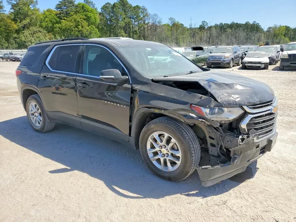 2019 CHEVROLET TRAVERSE LT  