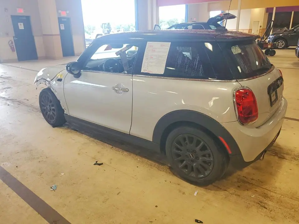 2020 MINI COOPER   
