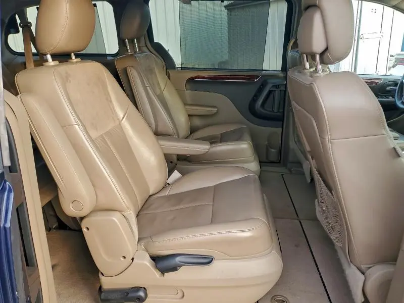 2012 CHRYSLER TOWN & COUNTRY LIMITED  
