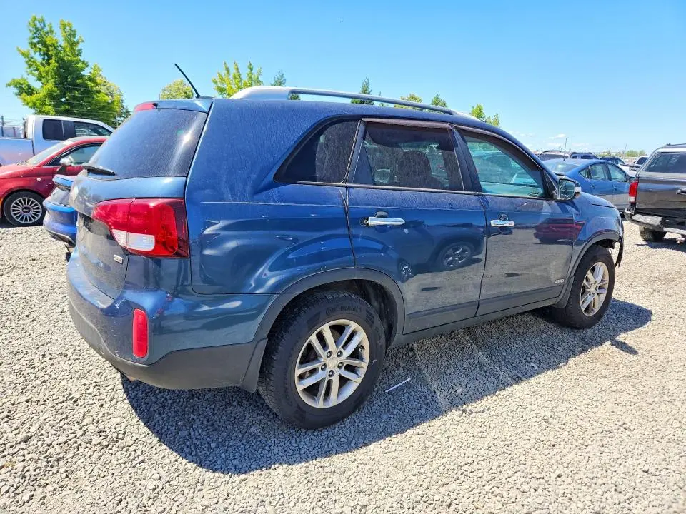 2015 KIA SORENTO LX  