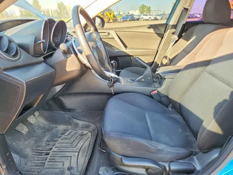 2010 MAZDA 3 I  
