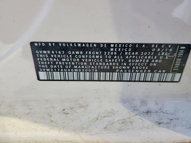 2016 VOLKSWAGEN GOLF S/SE  