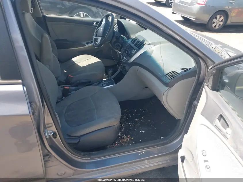 2014 HYUNDAI ACCENT GLS